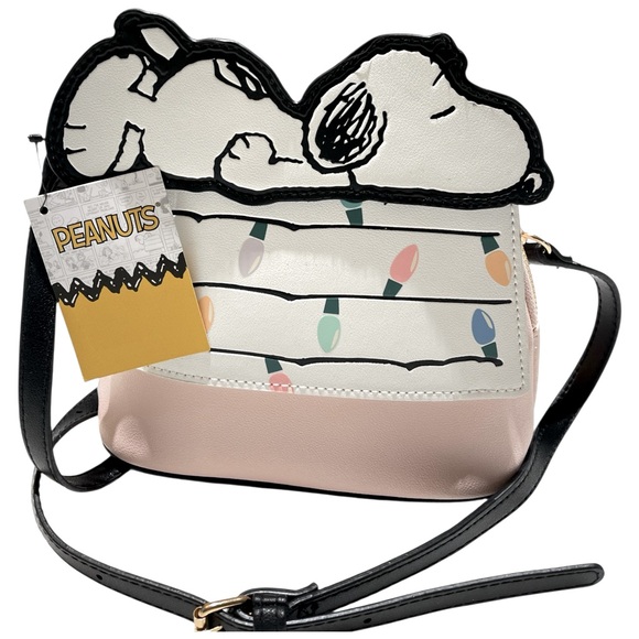Peanuts | Bags | Peanuts Christmas Snoopy Convertible Crossbody | Poshmark